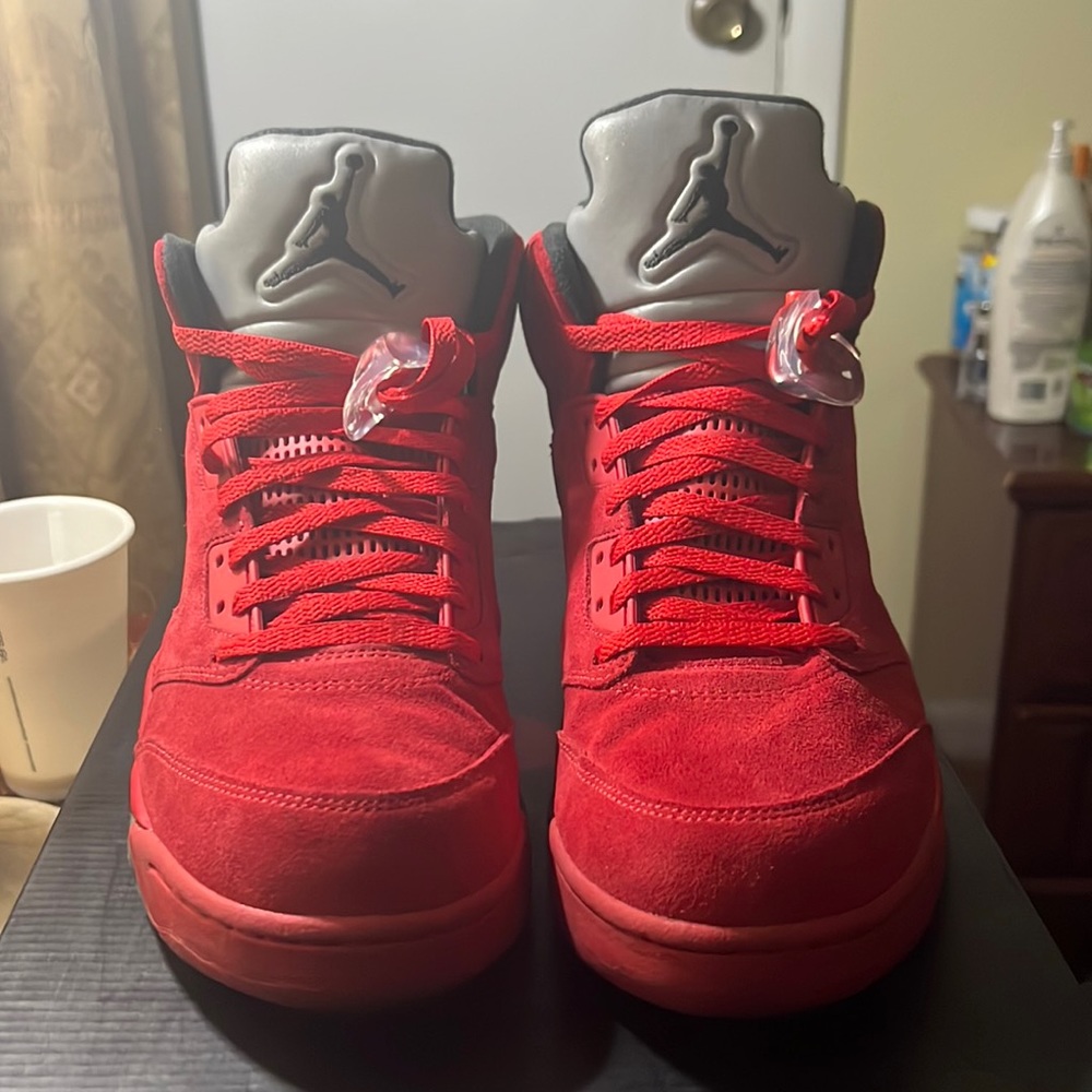 Jordan retro 5 university red